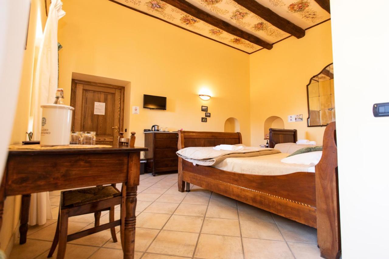 Palazzo Lauritano Hotel อาเจโรลา ภายนอก รูปภาพ